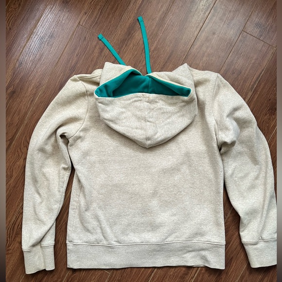 The North Face Hoodie - Picture 5 of 7